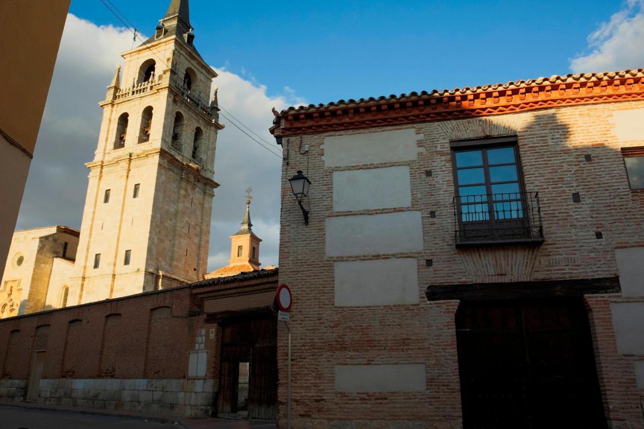 Апартаменты La Casona Del Asno Алькала-де-Энарес Экстерьер фото